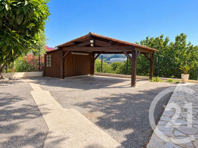 maison à vendre - 5 pièces - 113.69 m2 - ST LAURENT DU VAR - 06 - PROVENCE-ALPES-COTE-D-AZUR - Century 21 Rivièra Transactions