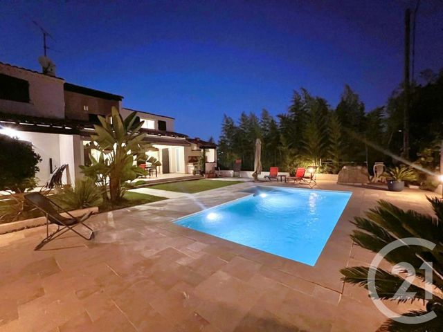 maison à vendre - 5 pièces - 113.69 m2 - ST LAURENT DU VAR - 06 - PROVENCE-ALPES-COTE-D-AZUR - Century 21 Rivièra Transactions