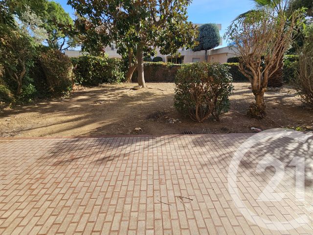 Appartement F3 à vendre - 3 pièces - 67.63 m2 - ST LAURENT DU VAR - 06 - PROVENCE-ALPES-COTE-D-AZUR - Century 21 Rivièra Transactions
